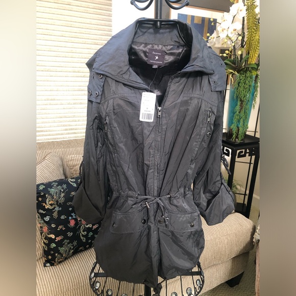 🧥 Black Anorak Detachable Hooded Jacket. - Picture 4 of 9